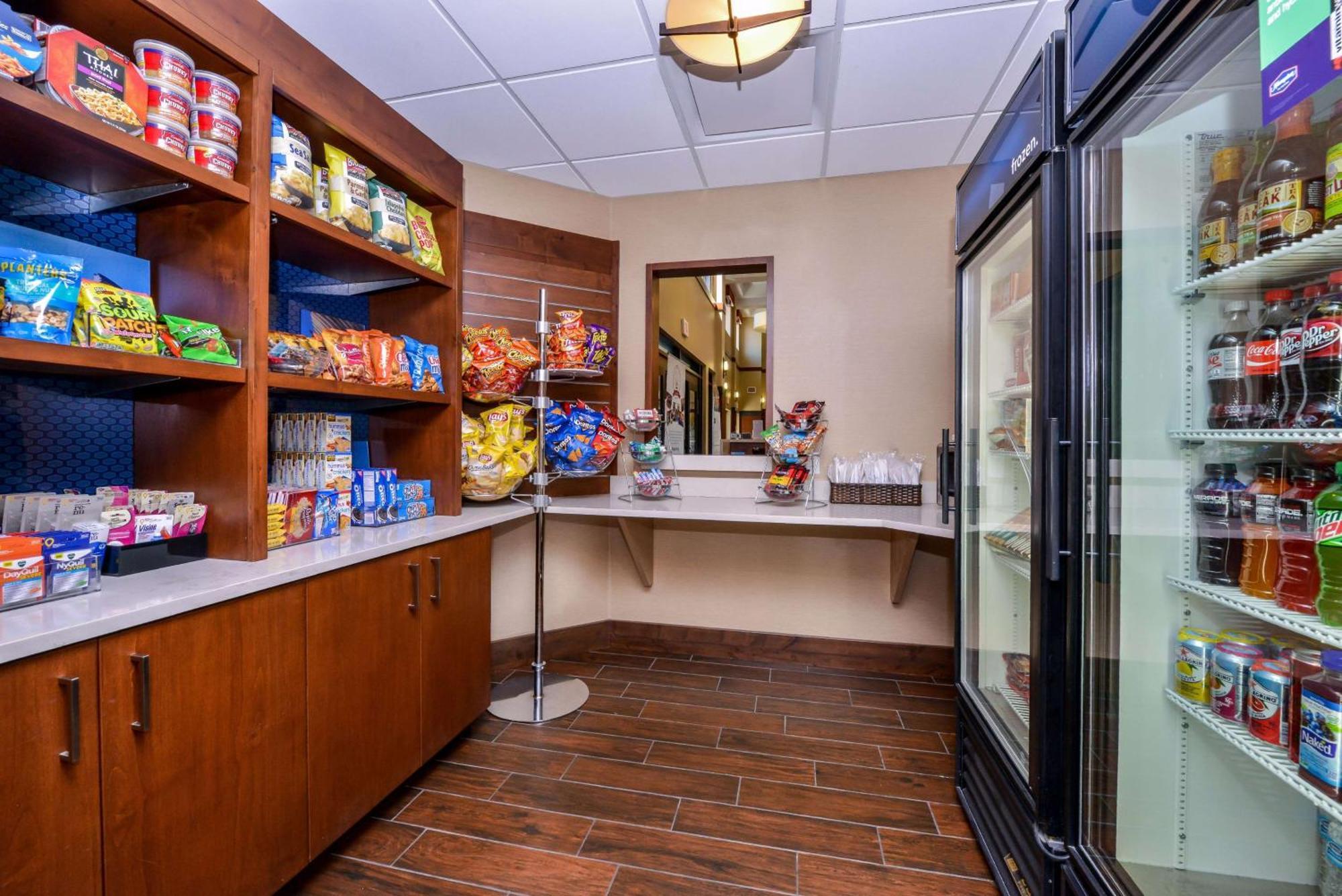 Hampton Inn & Suites Boulder North Buitenkant foto